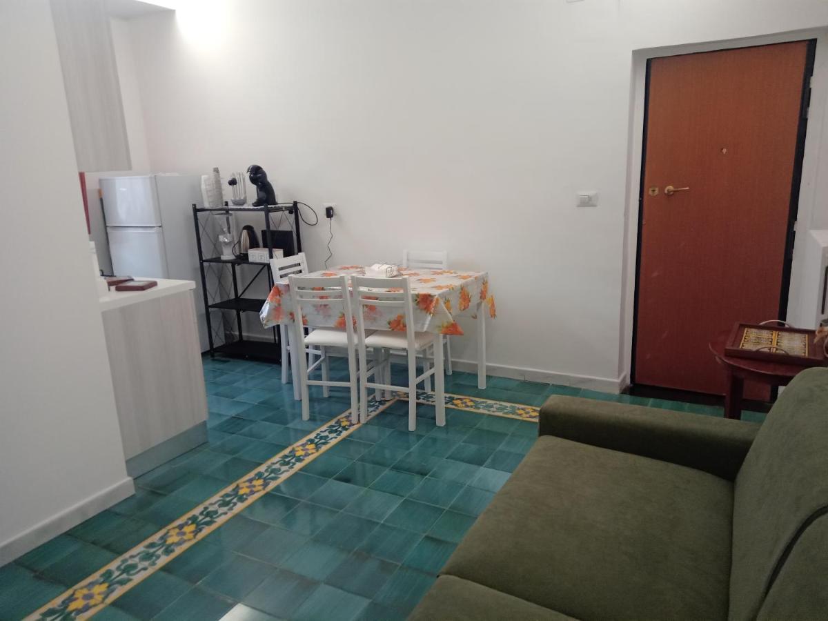 Let It B&B Apartment Salerno Esterno foto