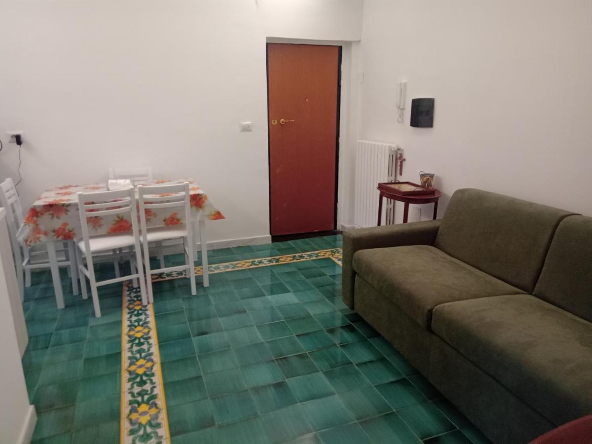 Let It B&B Apartment Salerno Esterno foto